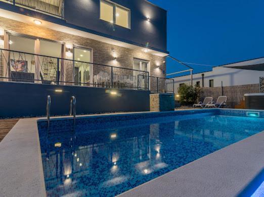 Villa Hedonist Seget Vranjica Esterno foto