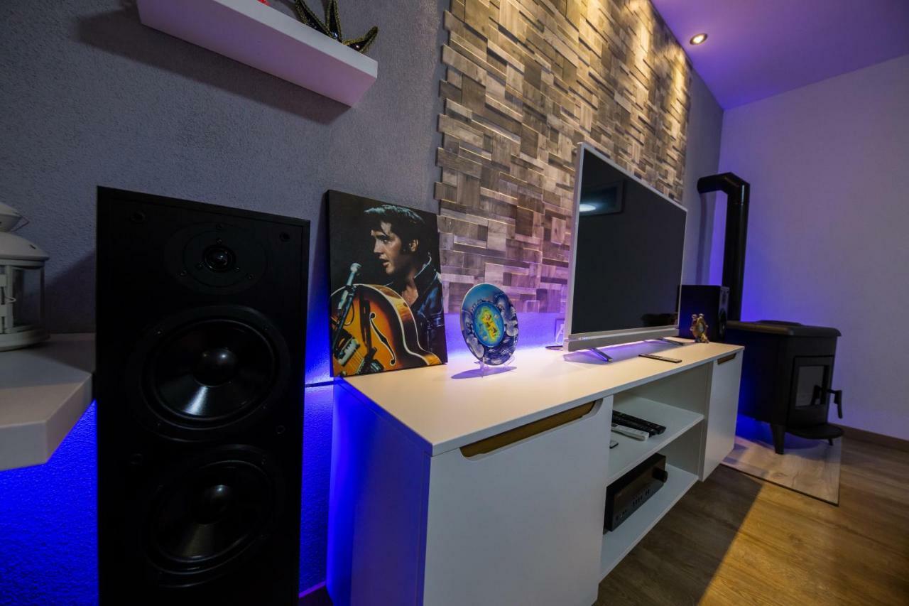 Villa Hedonist Seget Vranjica Esterno foto